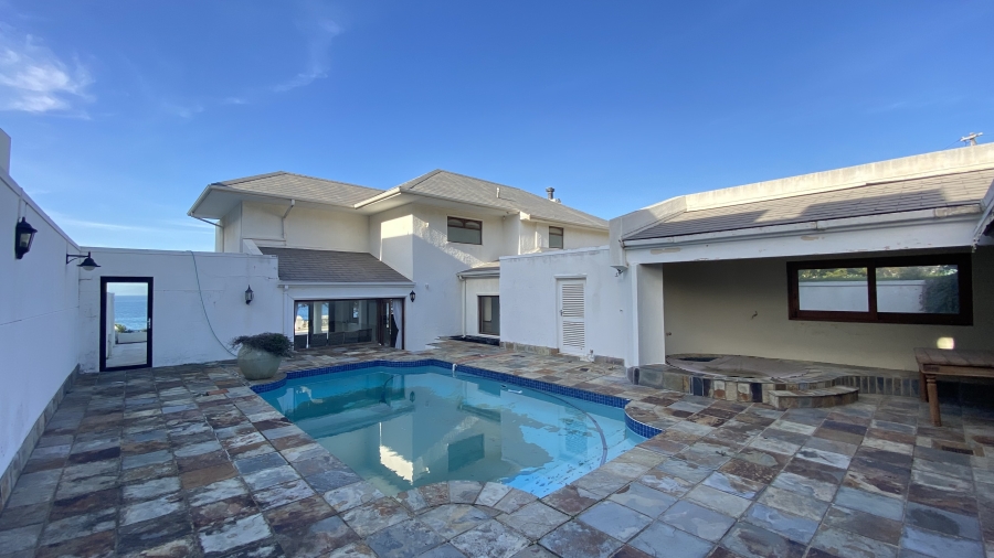 7 Bedroom Property for Sale in The Boulders Western Cape